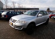Volkswagen Touareg 2