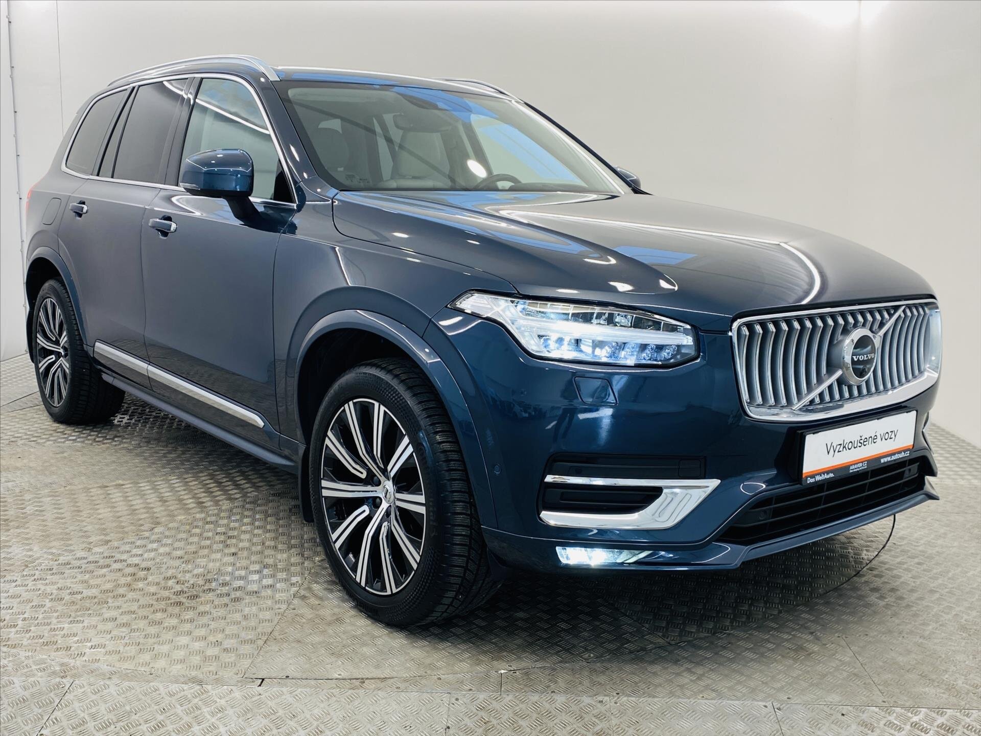 Volvo XC90 SUV / Terénní 2,0 l 173 kw
