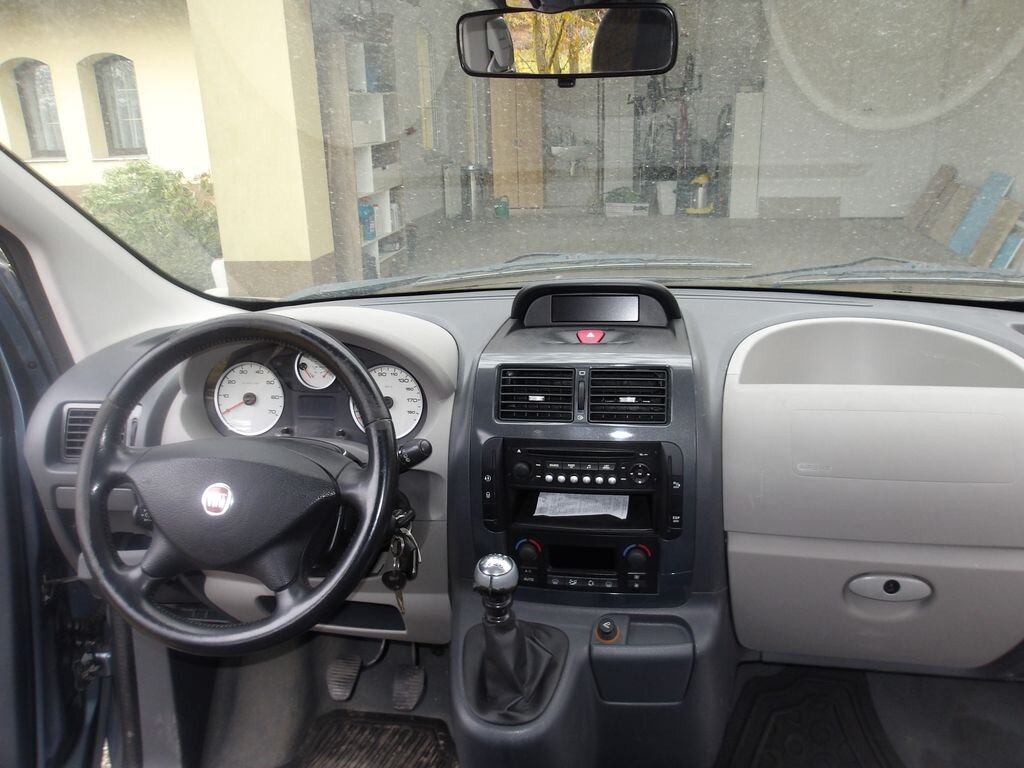 Fiat Scudo Kombi 2,0 l 100 kw