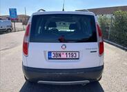 Škoda Roomster 7