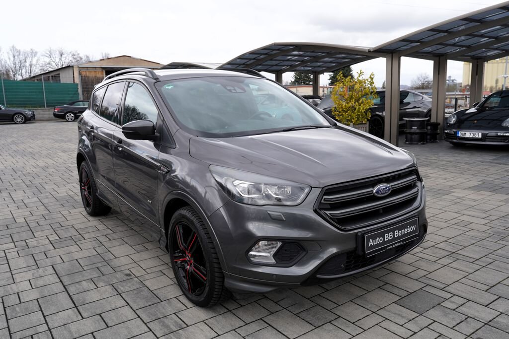Ford Kuga SUV / Terénní 2,0 l 132 kw