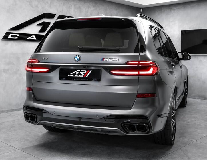 BMW X7 6