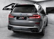 BMW X7 6