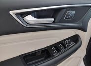 Ford Edge 6