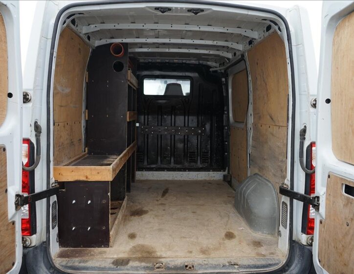 Renault Master Skříň 2,3 l 81 kw