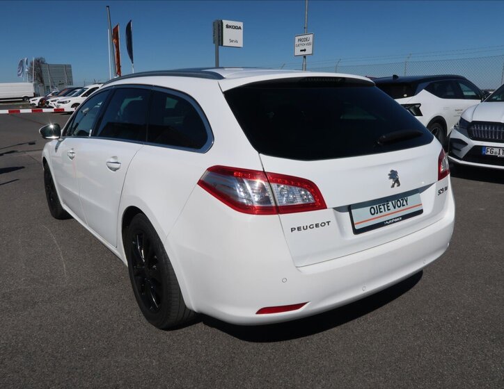 Peugeot 508 Kombi 2,0 l 120 kw