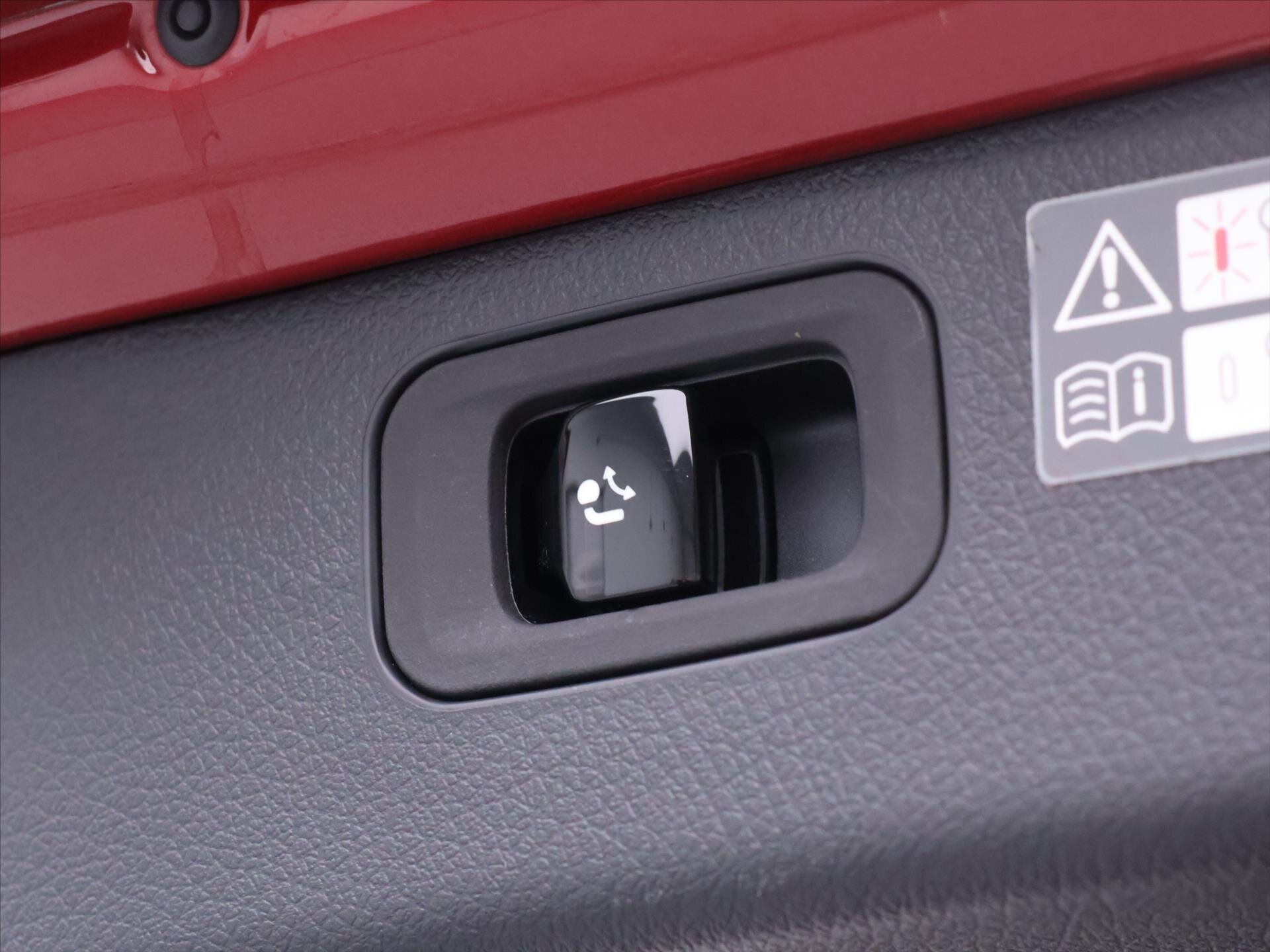 Mercedes-Benz Třídy C Kombi 2,0 l 147 kw