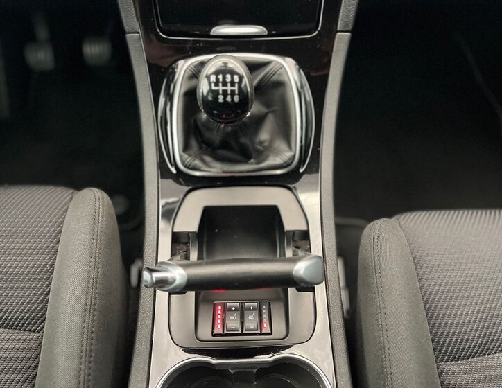 Ford S-MAX MPV 2,0 l 103 kw