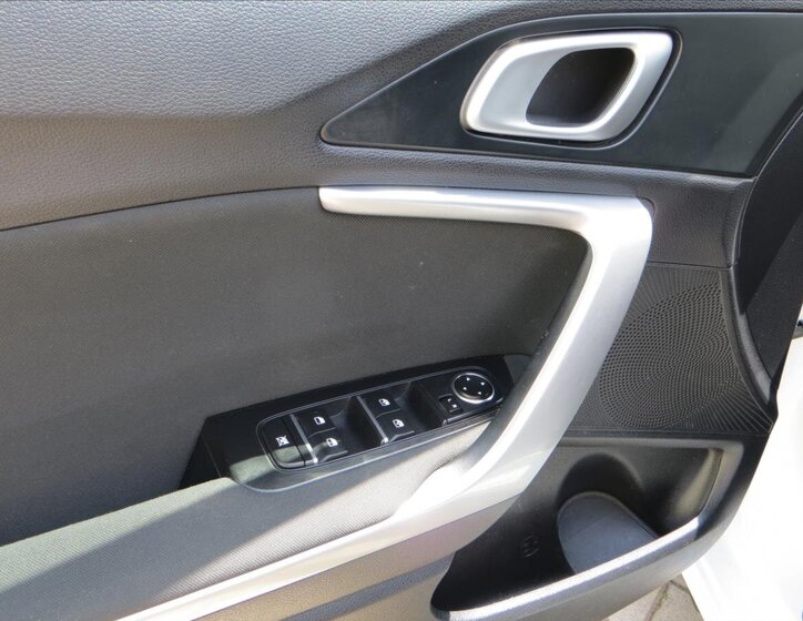 KIA Ceed Kombi 1,5 l 118 kw