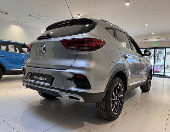 MG ZS 3