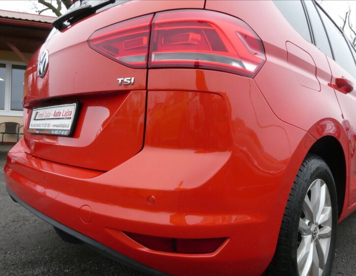 Volkswagen Touran 10