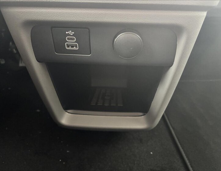 Volkswagen Caravelle Kombi 2,0 l 125 kw