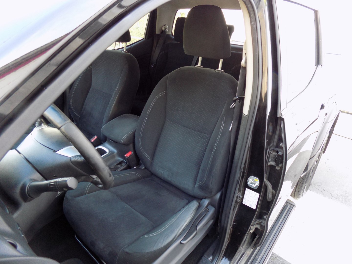 Nissan Navara SUV / Terénní 2,3 l 140 kw