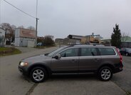 Volvo XC70 9