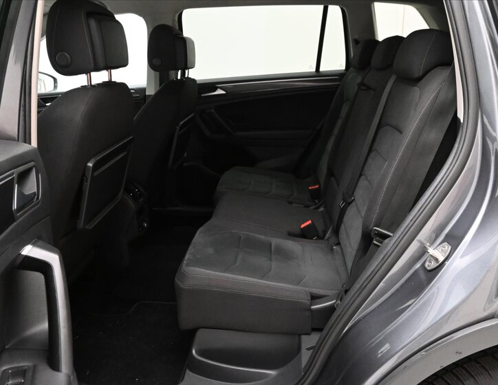Volkswagen Tiguan Allspace 14