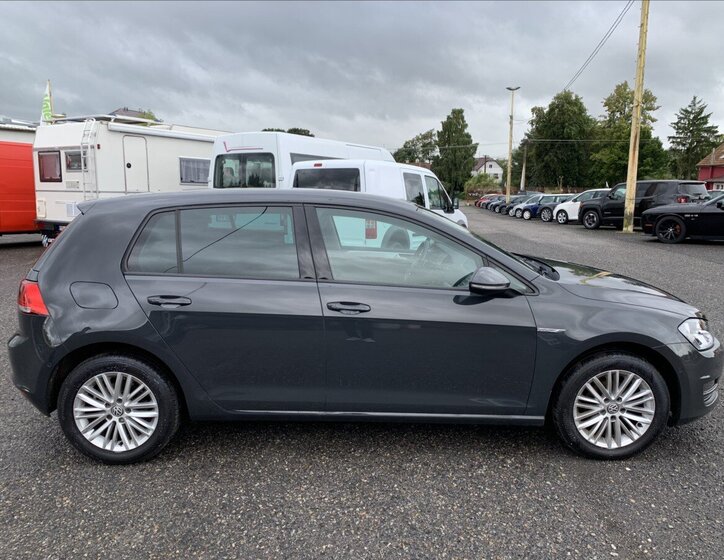 Volkswagen Golf Hatchback 1,2 l 81 kw