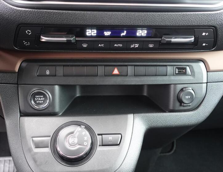 Toyota ProAce Verso 24