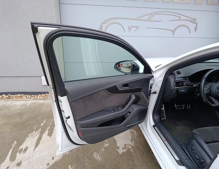 Audi S4 Kombi 3,0 l 260 kw