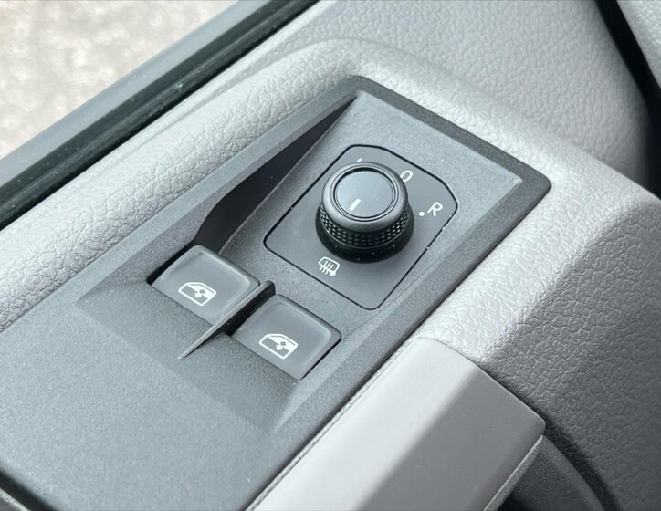 Volkswagen Crafter Skříň 2,0 l 75 kw