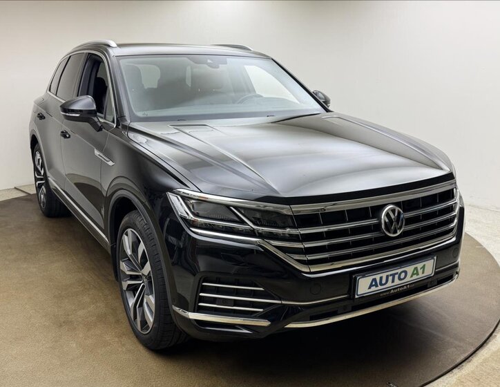 Volkswagen Touareg SUV 3,0 l 210 kw