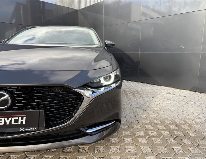 Mazda 3 Sedan 2,0 l 132 kw