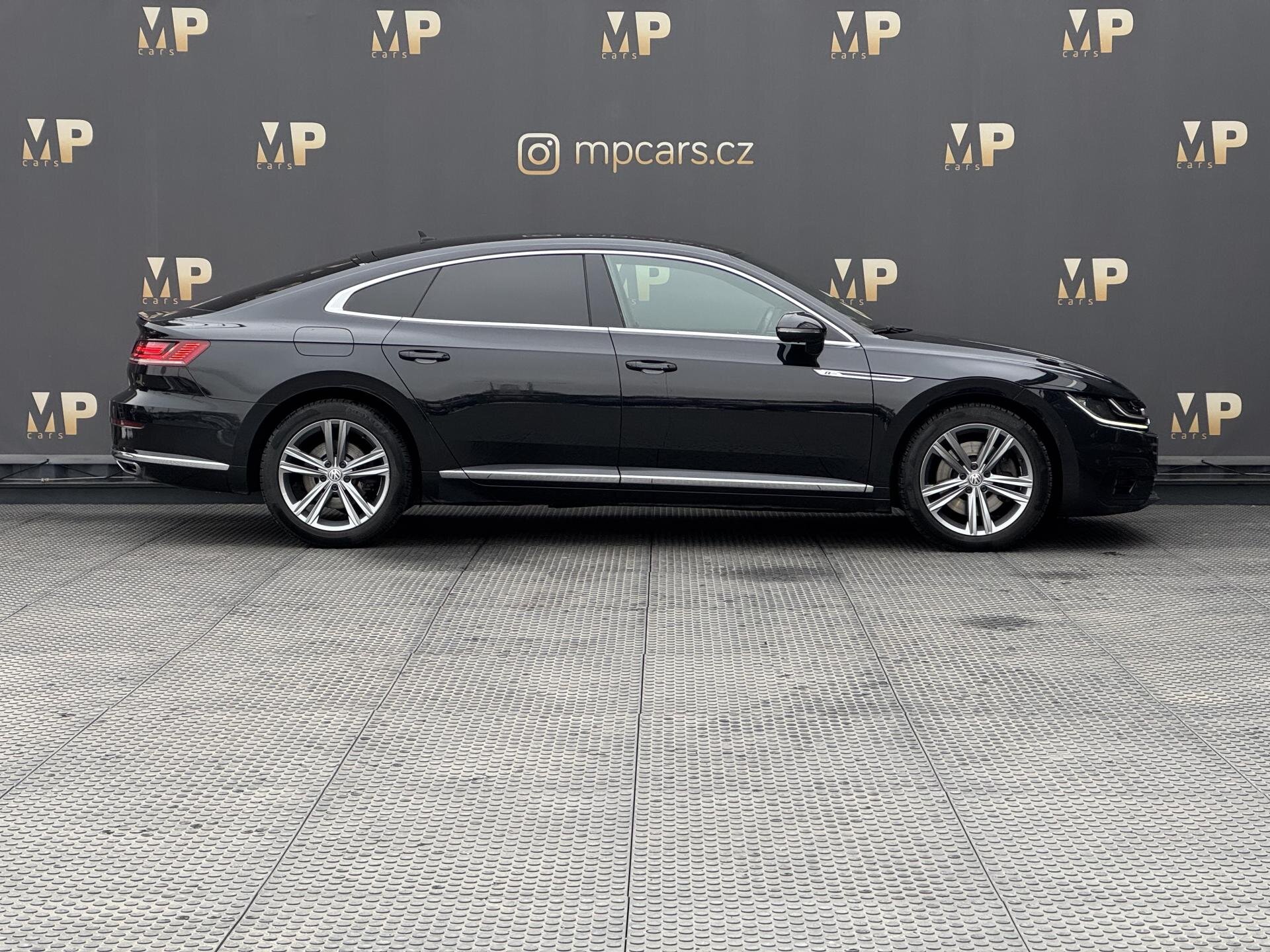Volkswagen Arteon Liftback 2,0 l 176 kw