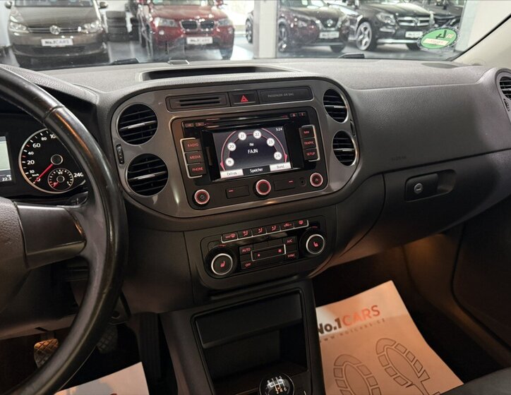 Volkswagen Tiguan SUV / Terénní 1,4 l 118 kw