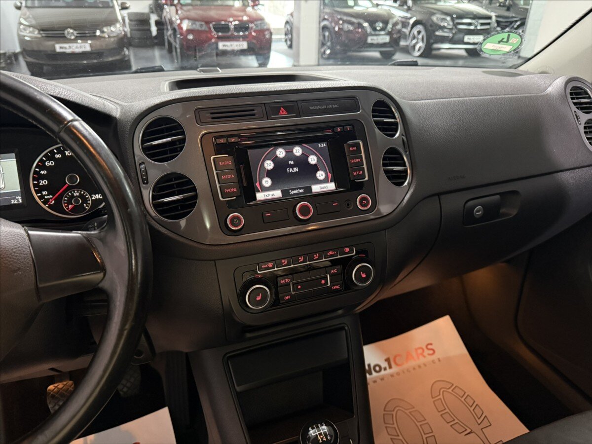 Volkswagen Tiguan SUV / Terénní 1,4 l 118 kw