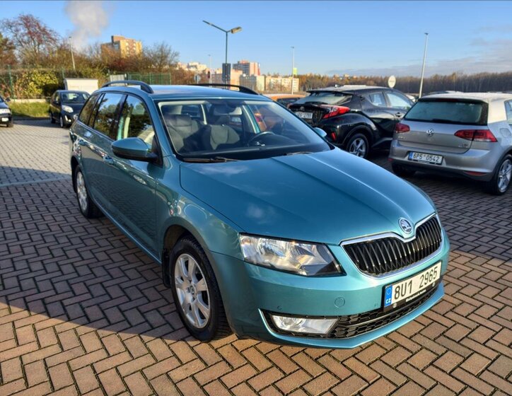 Škoda Octavia Kombi 2,0 l 110 kw