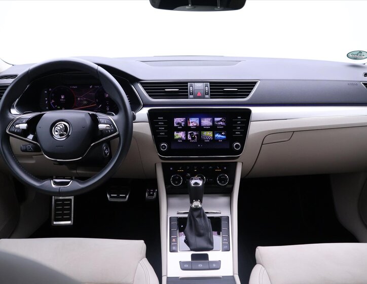 Škoda Superb 41