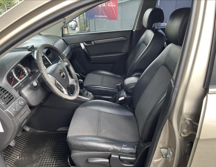 Chevrolet Captiva 11