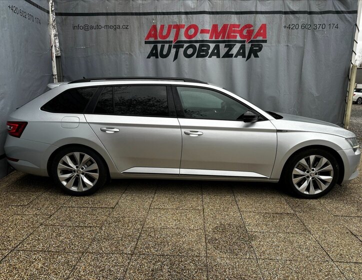 Škoda Superb Kombi 2,0 l 206 kw