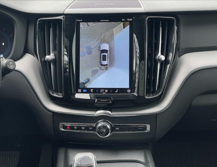 Volvo XC60 SUV / Terénní 2,0 l 173 kw