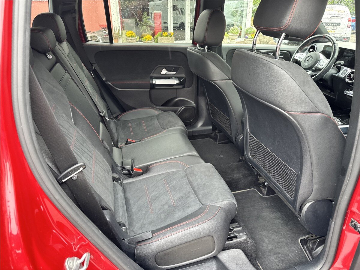 Mercedes-Benz GLB SUV / Terénní 2,0 l 225 kw