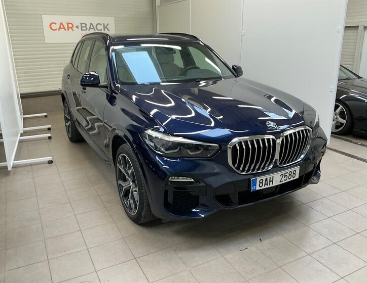 BMW X5 SUV 3,0 l 195 kw