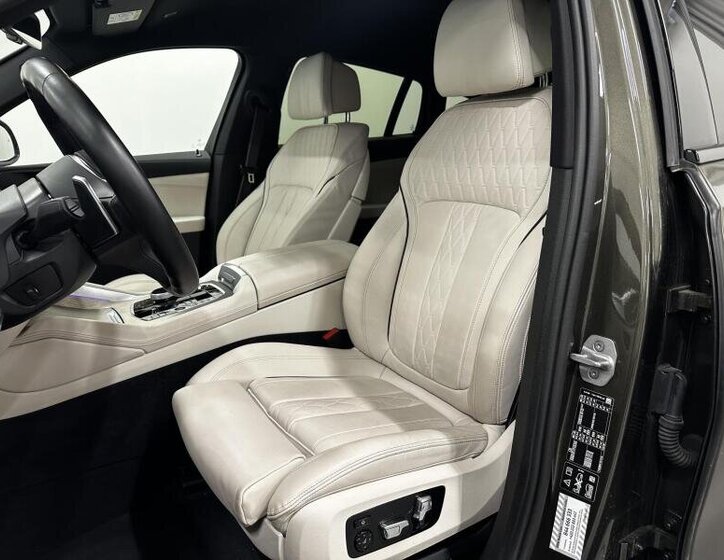 BMW X6 SUV / Terénní 3,0 l 210 kw