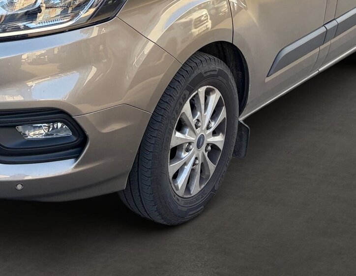 Ford Tourneo Custom Kombi 2,0 l 136 kw