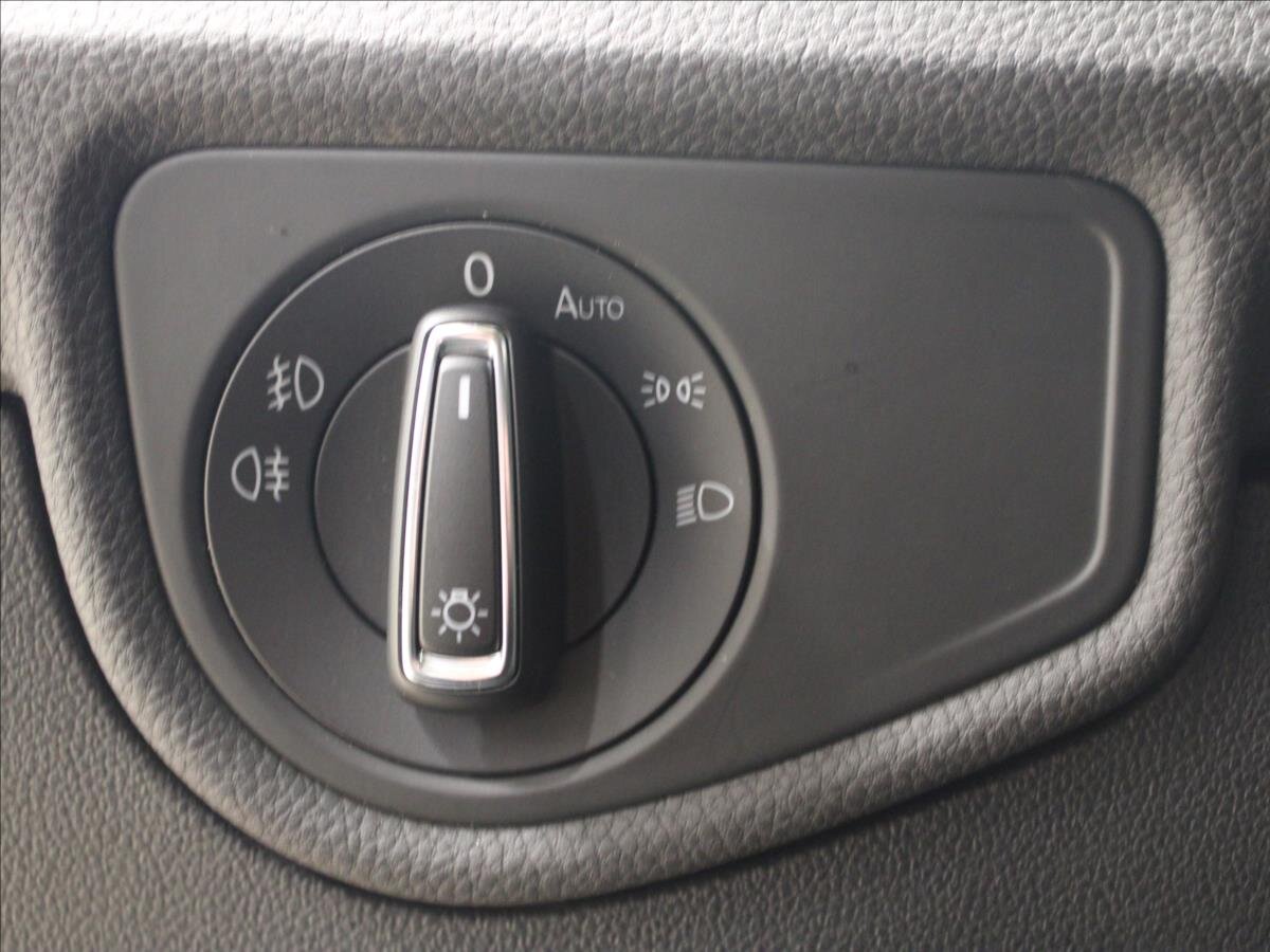 Volkswagen Touran Kombi 2,0 l 110 kw