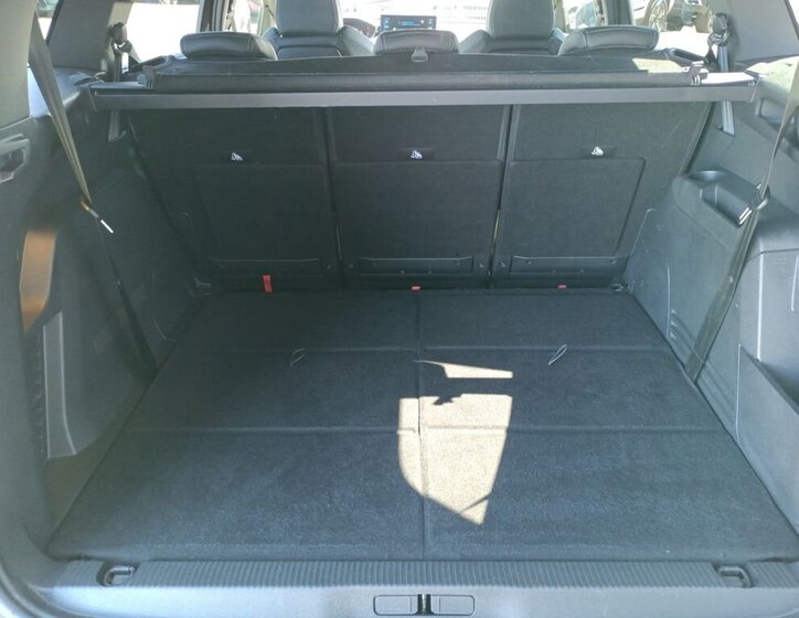 Peugeot 5008 SUV / Terénní 1,5 l 96 kw