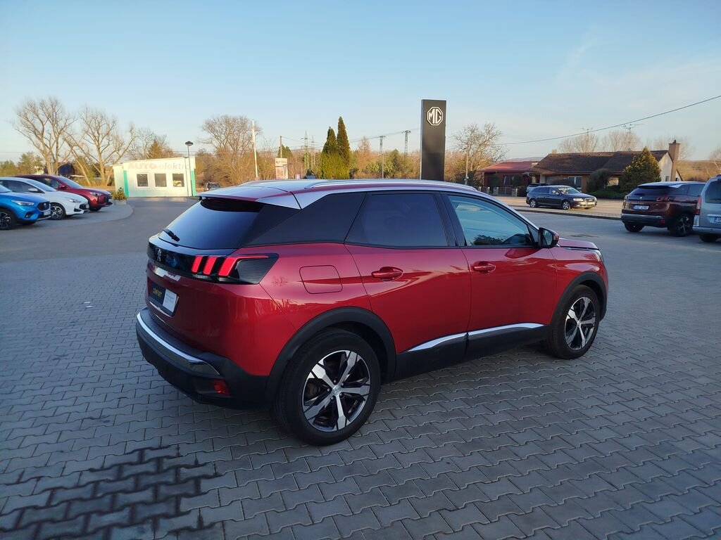 Peugeot 3008 SUV / Terénní 1,5 l 96 kw