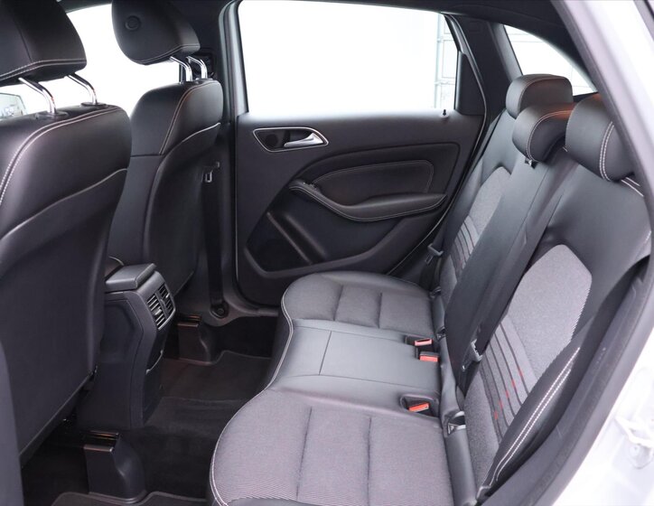 Mercedes-Benz Třídy B MPV 1,5 l 80 kw