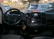 Peugeot Boxer Kombi 2,2 l 96 kw