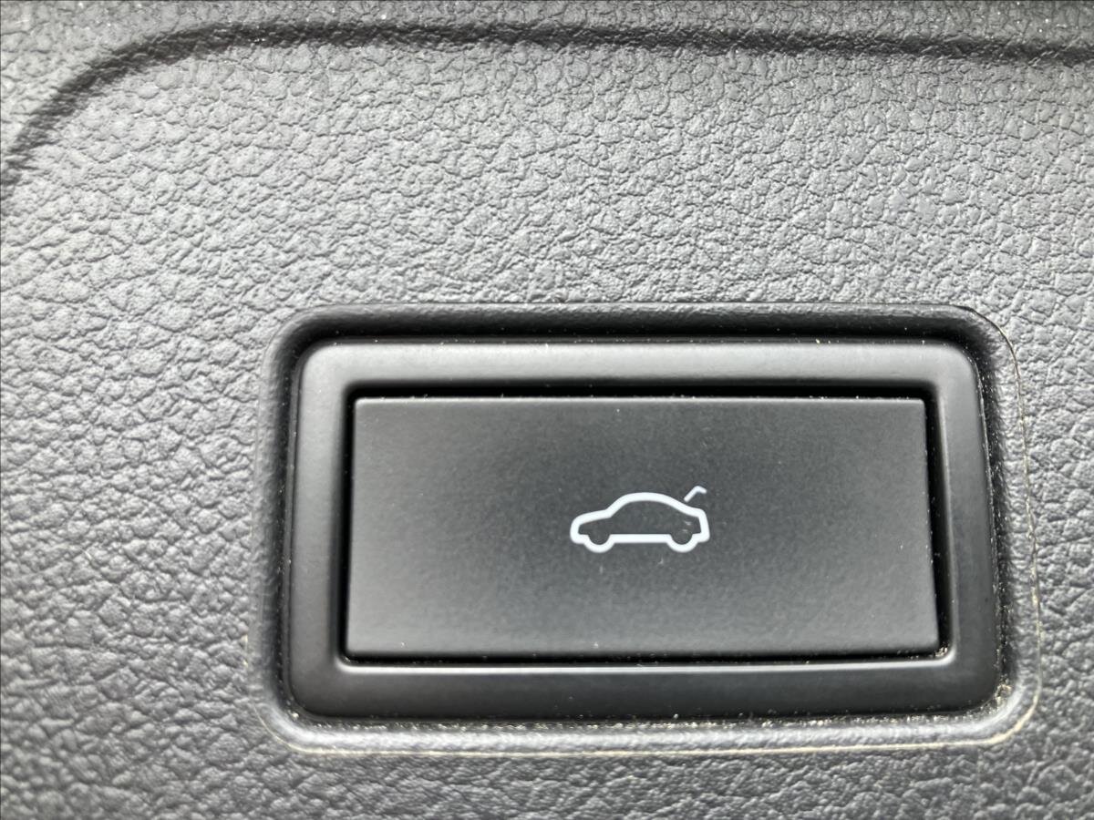 Volkswagen Passat Kombi 2,0 l 90 kw