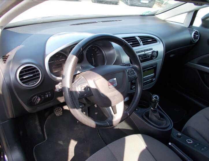 Seat Leon Hatchback 1,4 l 92 kw