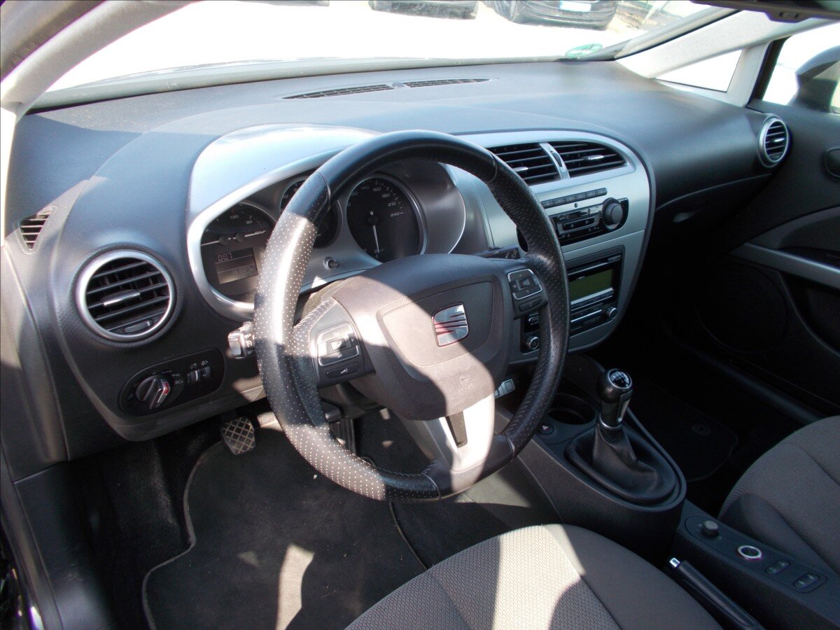 Seat Leon Hatchback 1,4 l 92 kw