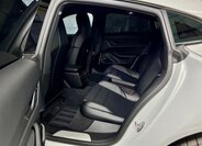Porsche Taycan Sedan / Limuzína 0,0 320 kw