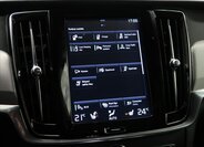 Volvo S90 Sedan / Limuzína 2,0 l 235 kw