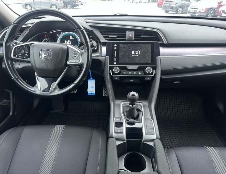 Honda Civic Sedan / Limuzína 1,5 l 134 kw