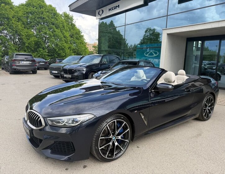 BMW Řada 8 Kabriolet 4,4 l 390 kw