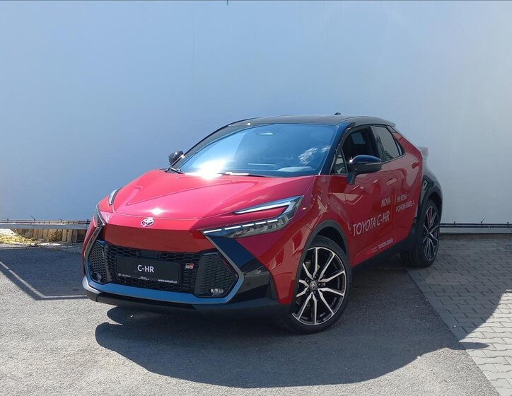 Toyota C-HR CUV / Crossover 2,0 l 112 kw